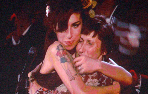 Amy e Janis Winehouse.jpg
