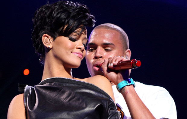 Rihanna e Chris Brown.jpg