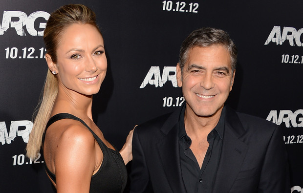 Stacy Keibler e George Clooney.jpg