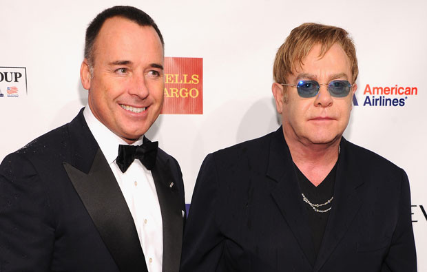 Elton John e David Furnish.jpg