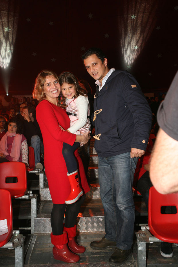 Sandra Felgueiras e Tiago Soromenho Pereira com a filha deste, Inês.jpg