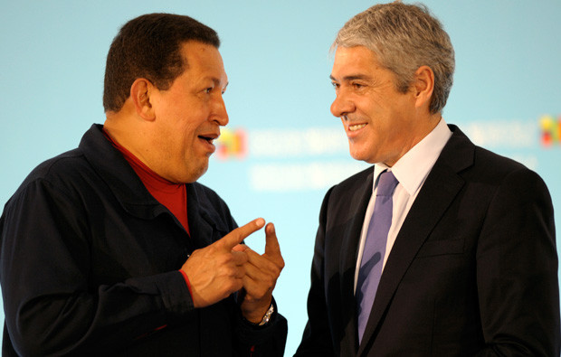 Hugo Chávez e José Sócrates.jpg