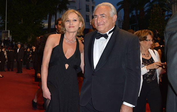 Dominique Strauss-Kahn e Myriam L'Aouffir.jpg