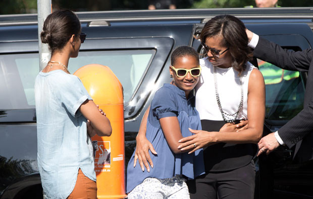 Michelle Obama visita a China acompanhada pelas filhas