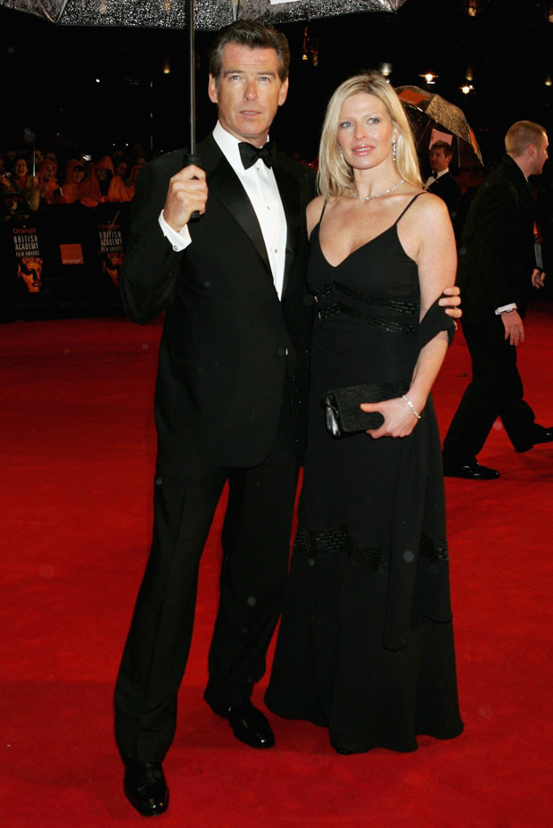 Pierce Brosnan com a filha Charlotte.jpg
