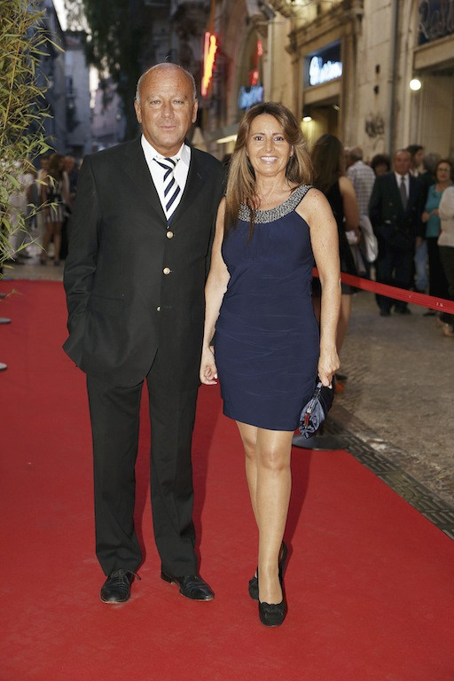 Serenella Andrade com o marido, José Carlos Antunes.jpg