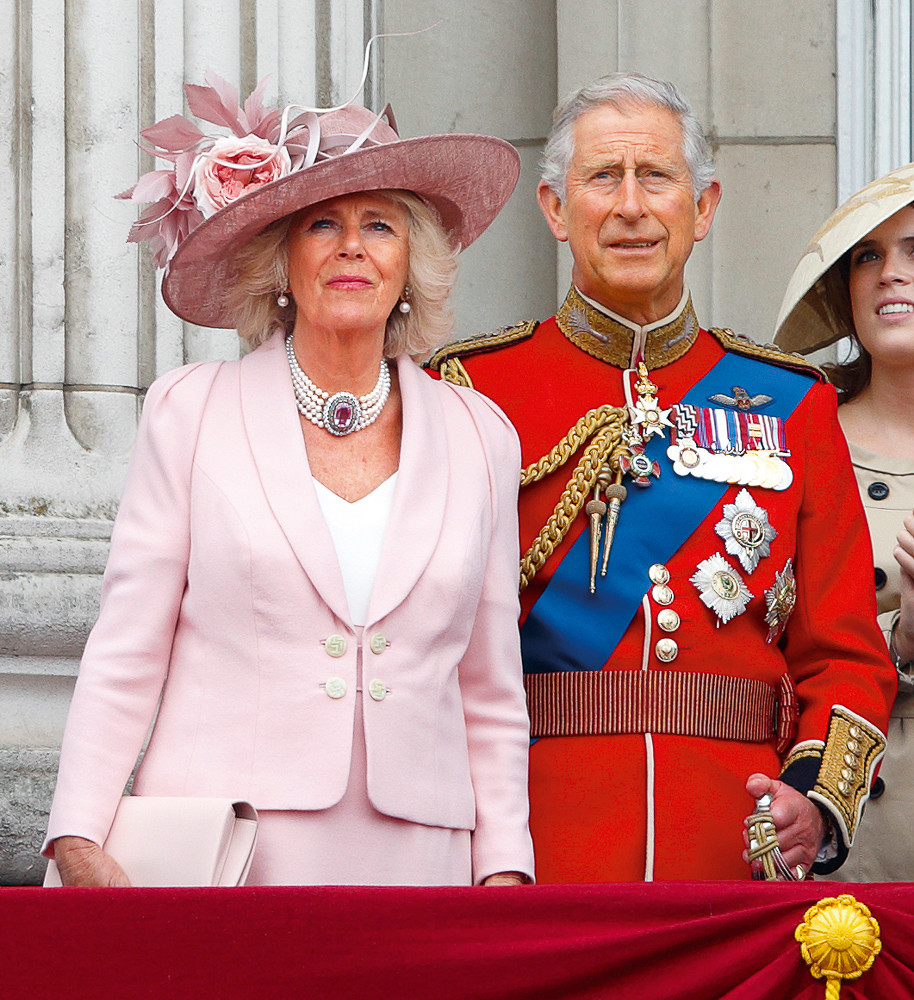 Visita de Carlos III e Camilla a França adiada