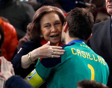 Rainha Sofía felicita Iker Casillas