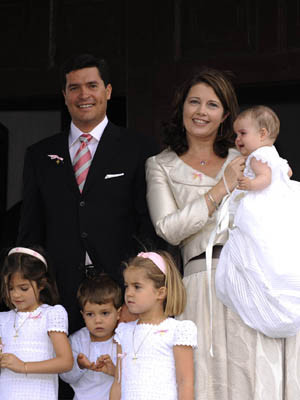 Alexia da Grécia e Carlos Morales baptizam a sua quarta filha