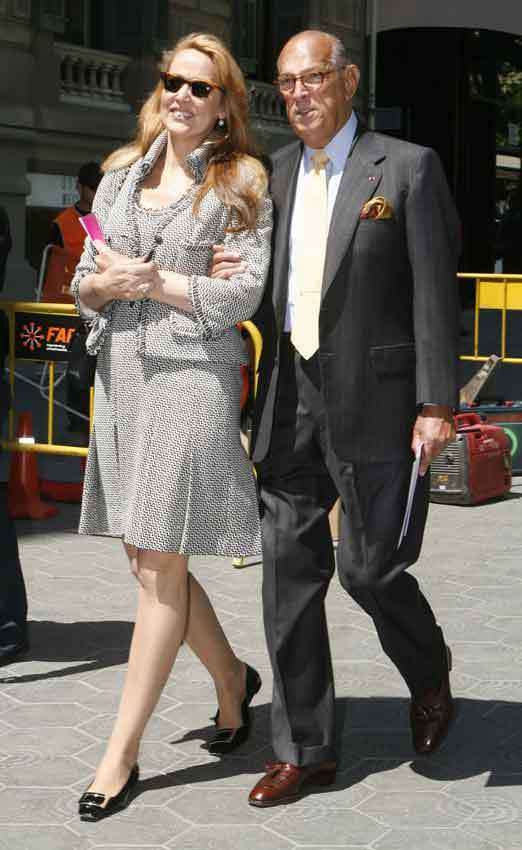 Jerry Hall  e Oscar de la Renta a paseear por Barcelona
