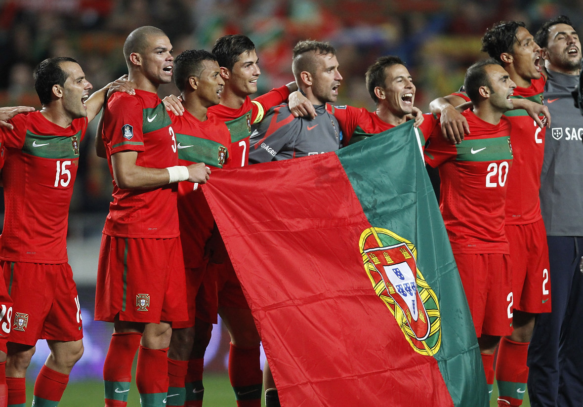 Portugal live football. Сборная Португалии по футболу. Португалия футбол сборная. Футболисты сборной Португалии. ФК Португалия сборная.