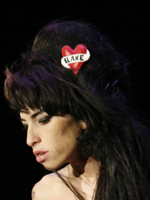 Amy Winehouse recebe ultimato dos médicos