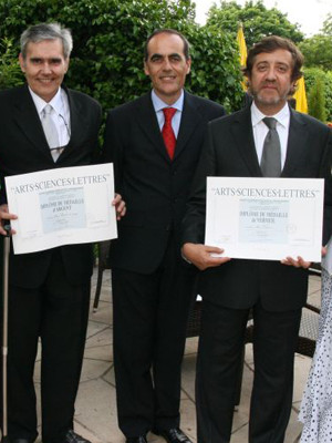 Rui Veloso e Mariza distinguidos em França