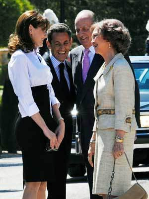 Carla Bruni, Nicolas Sarkozy, rei Juan Carlos e rainha Sofía 