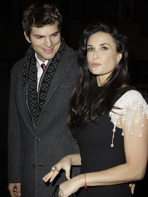 Demi Moore e Ashton Kutcher protagonistas de uma bela história de amor