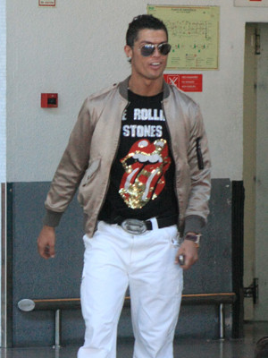 Cristiano Ronaldo poderá ter de pagar indemnização ao aeroporto de Manchester