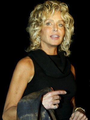 Farrah Fawcett já saiu do hospital