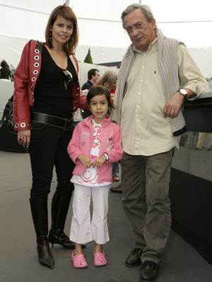 Carlos e Raquel Cruz levam a filha ao Rock in Rio
