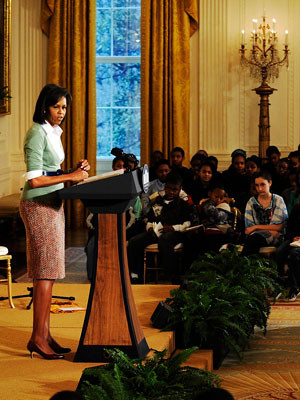 Michelle Obama dá aula de história na Casa Branca