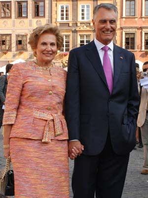 Durante a visita de Estado à Polónia e Eslováquia, Maria Cavaco Silva revela o nome do quinto neto