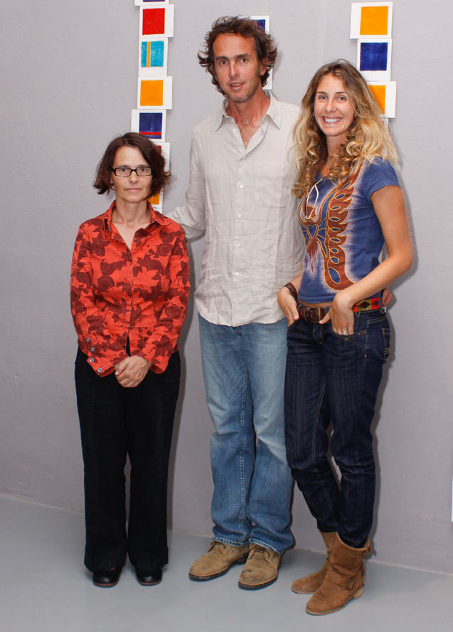 A designer e pintora Ana Rijo, Henrique e Vera Balsemão