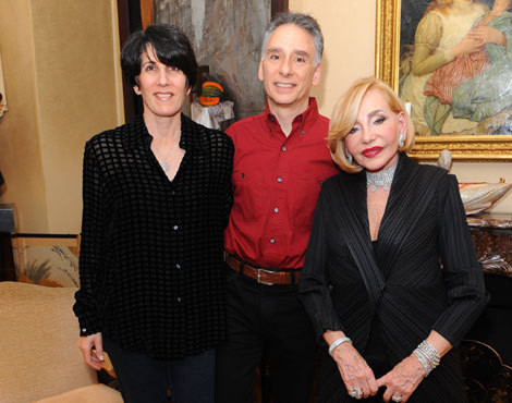 Betty Grafstein celebra aniversário na sua elegante casa de Nova Iorque