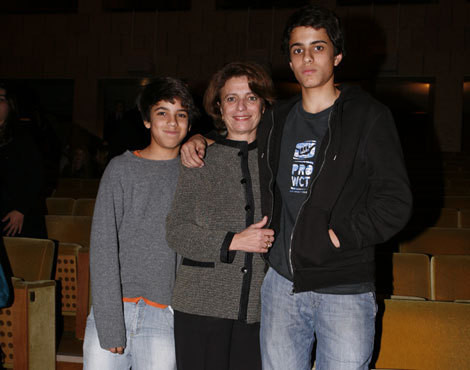 Isabel Alçada com os netos, Gonçalo e Bernardo