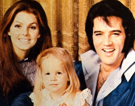 Priscilla Presley dá fim a disputa sobre herança de Lisa Marie, única filha  de Elvis - Folha PE