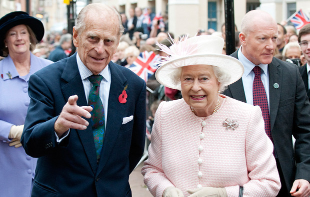 O duque de Edimburgo e a rainha Isabel II.jpg