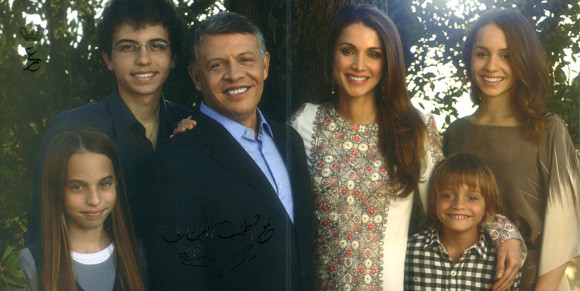 posado-familia-jordania--a.jpg