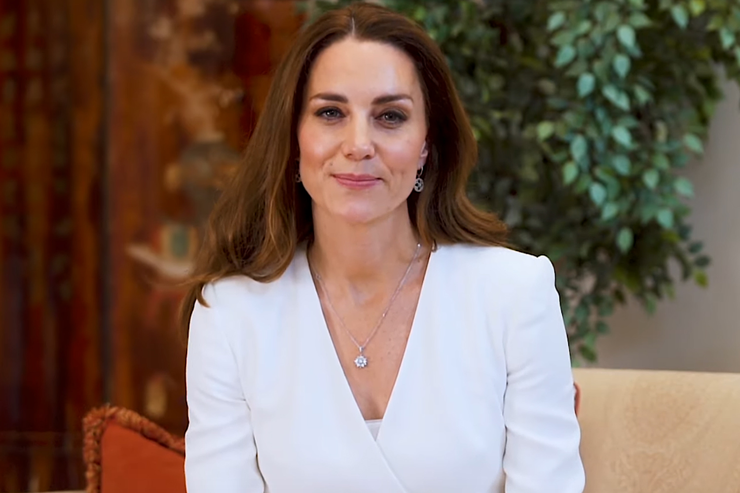 Internamento de Kate Middleton continua envolto em segredo