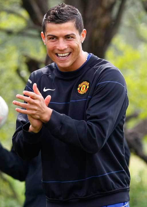 Caras Cristiano Ronaldo 3 Momentos Que Fazem Parte Da Rotina Do Atleta
