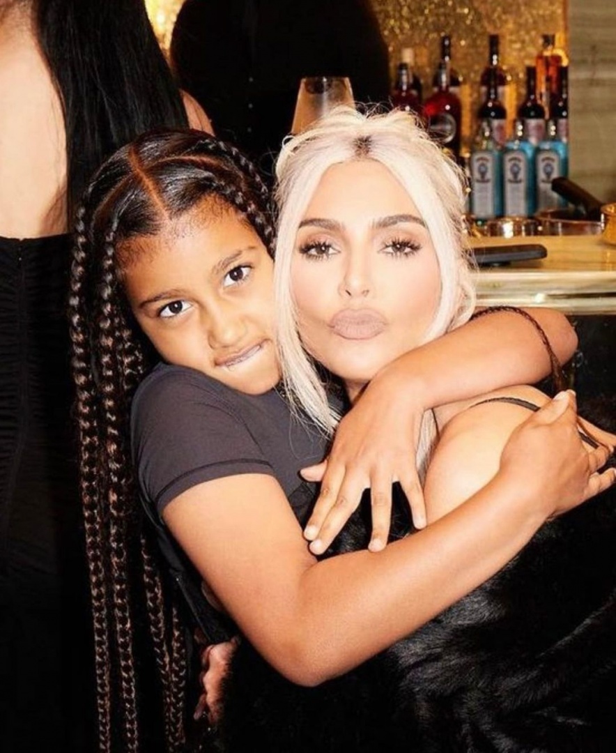 Kim Kardashian em lágrimas por causa de Kanye West