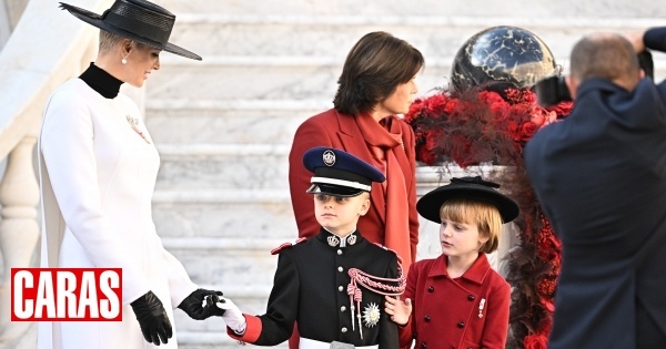 The joy of princes Jacques and Gabriella for having their mother by their side again in the celebrations of the National Day of Monaco