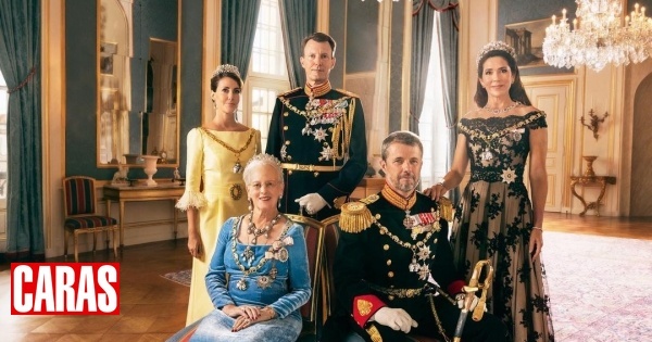 Después de la controversia, la danesa Margarida muestra la unidad familiar con nuevos retratos junto a sus hijos y nueras.