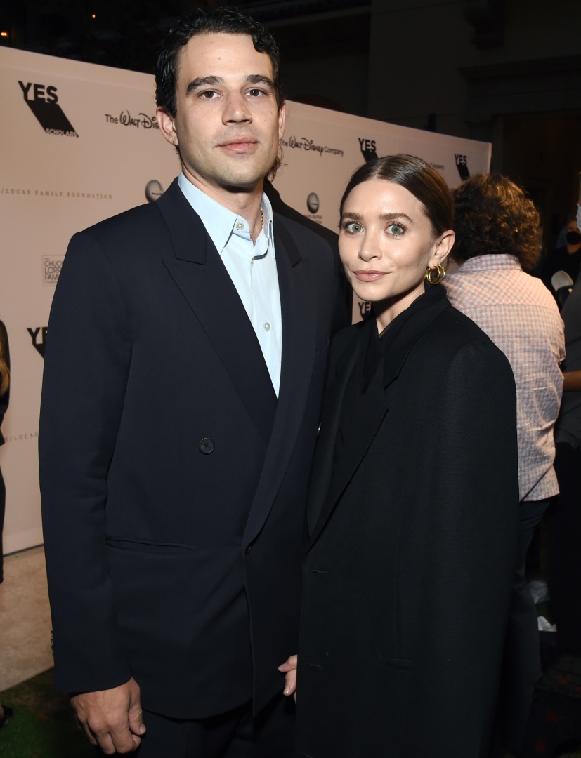 Ashley Olsen foi mãe pela primeira vez