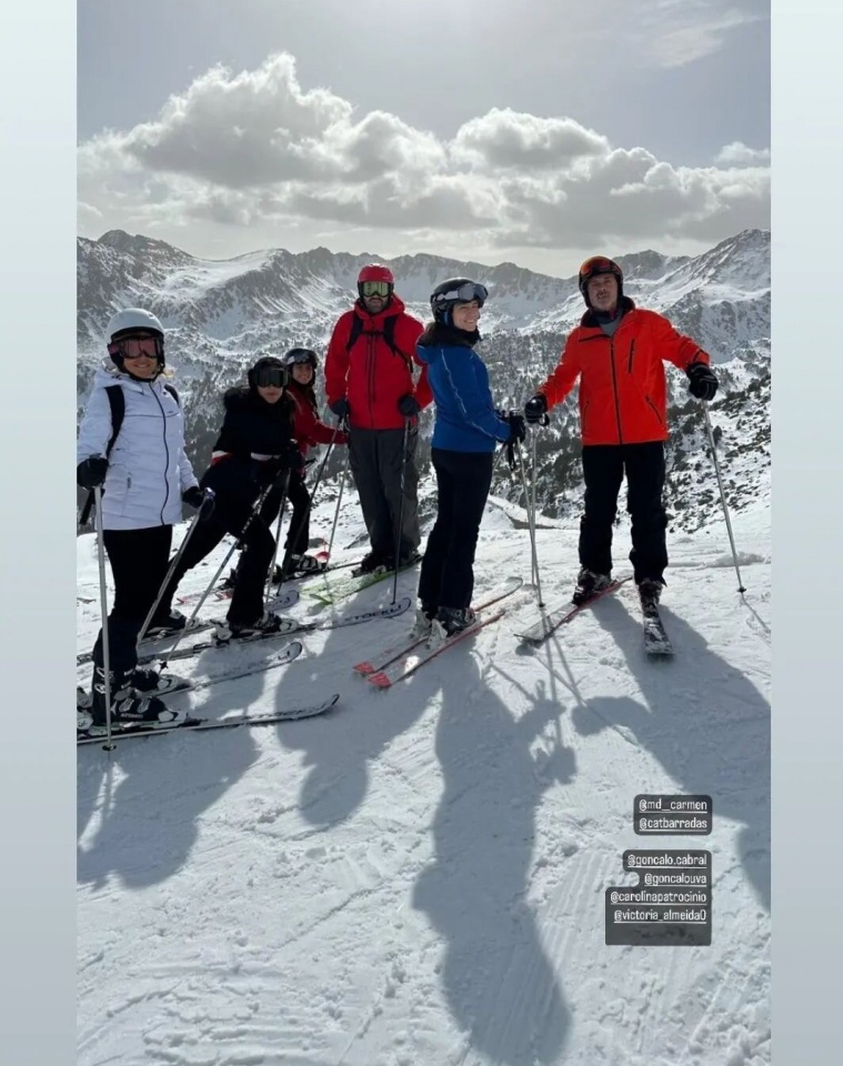 Carolina Patrocínio de férias com a família na neve, em Andorra