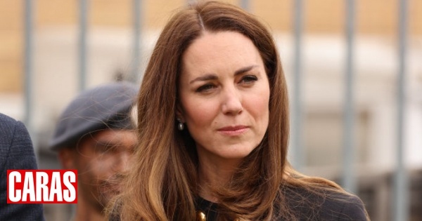 Princesa de Gales no supermercado por uma causa solidária