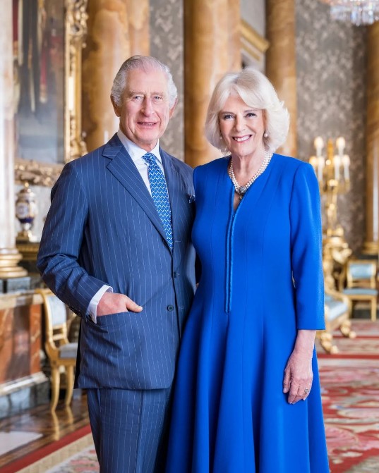 Palácio de Buckingham confirma que Camilla será rainha
