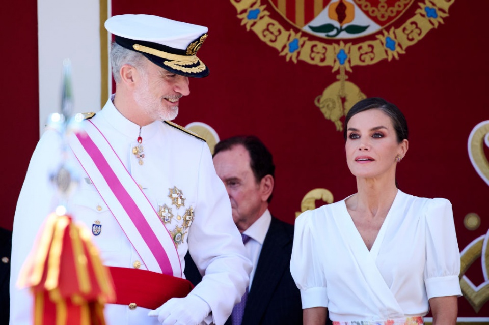 A cumplicidade de Letizia e Felipe VI no  Dia nacional das Forças Armadas