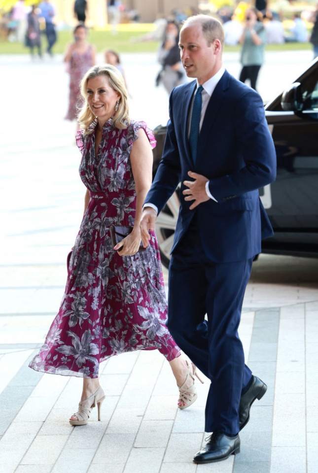 A saída do príncipe William com a tia Sophie