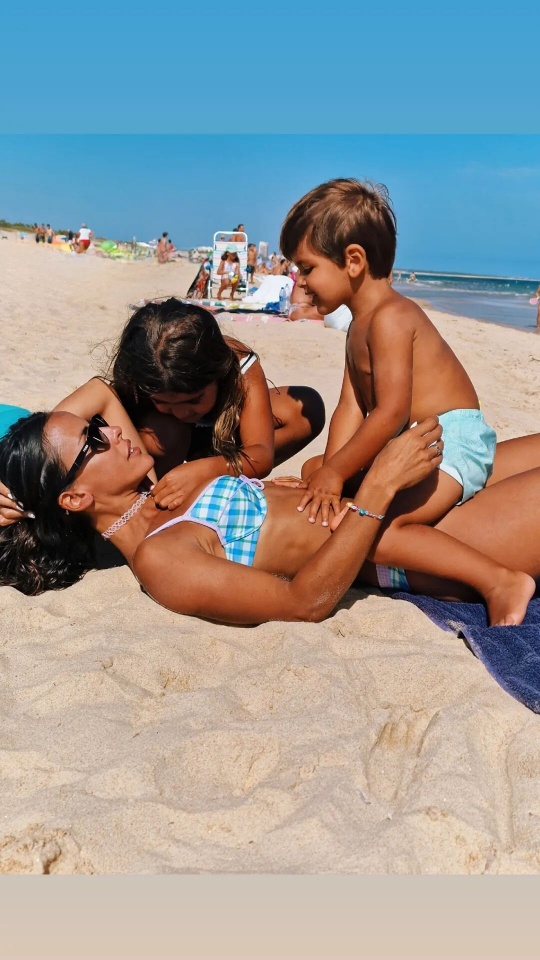 Carolina Patrocínio no Algarve para as tradicionais férias de verão