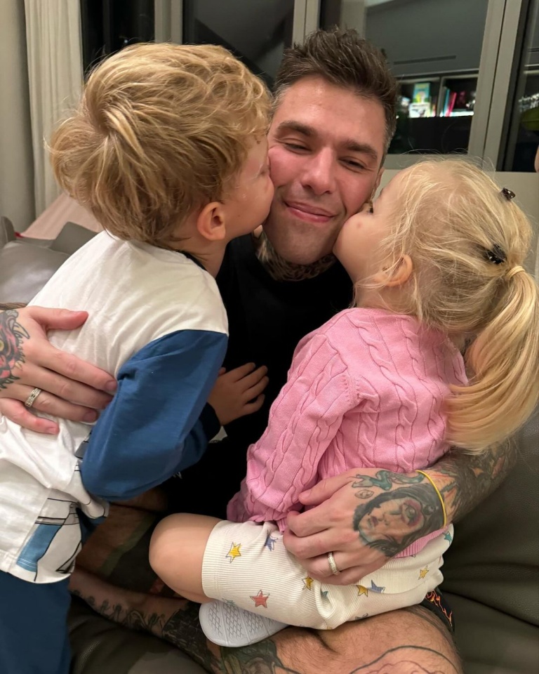 Recuperado, Fedez celebra 34 anos junto de Chiara Ferragni e dos filhos