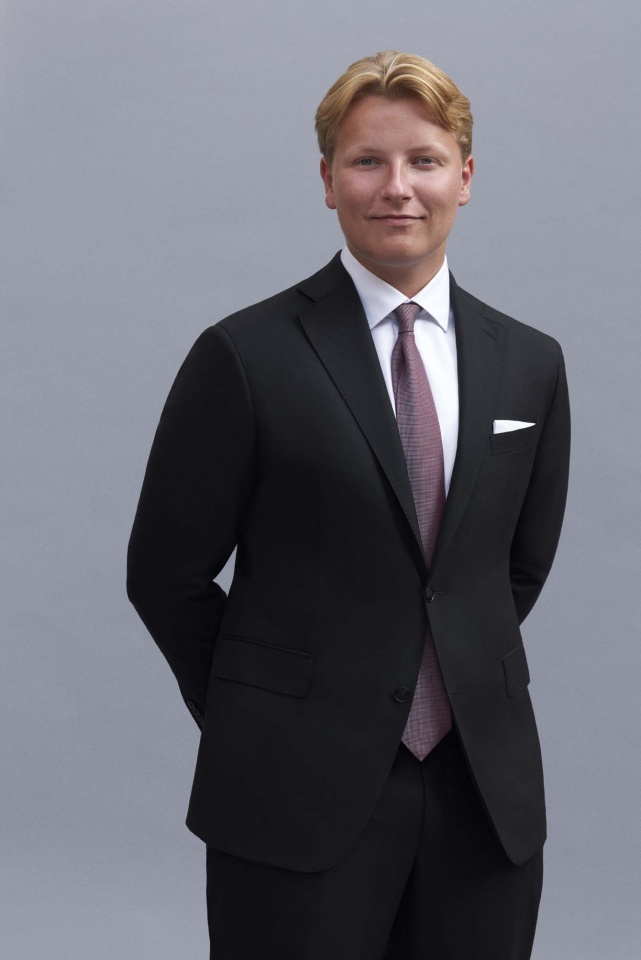 Os retratos oficiais dos 18 anos do príncipe Sverre da Noruega