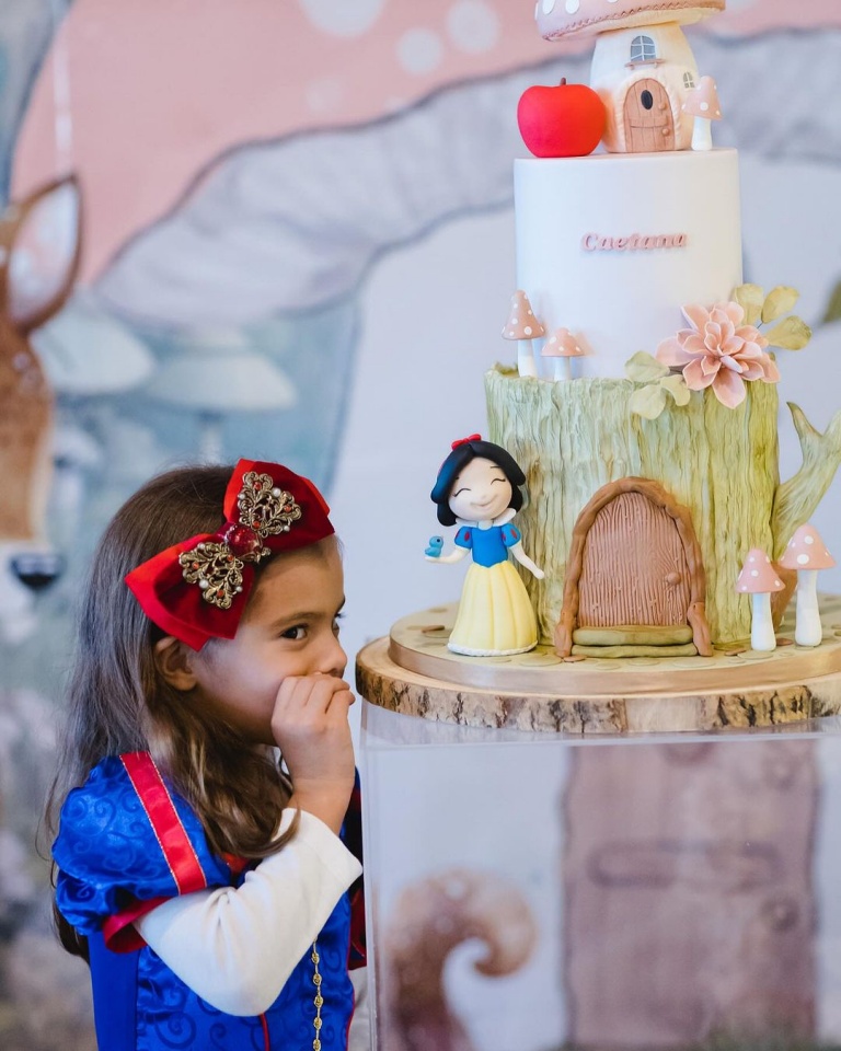 Cláudia Vieira celebra 4.º aniversário da filha com festa de encantar