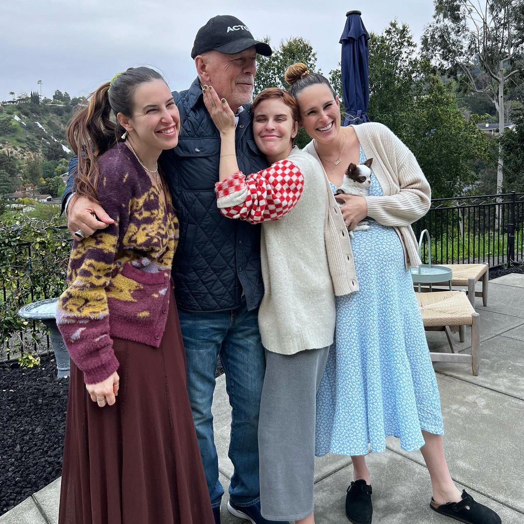 Demi Moore explica como ajudou as filhas a encarar a doença de Bruce Willis