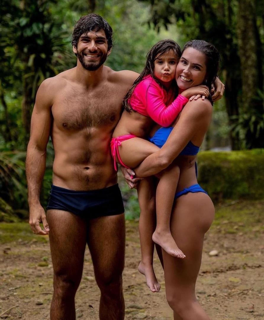 Relação de Deborah Secco e Hugo Moura chegou ao fim