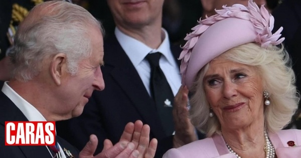 A cumplicidade e emoção de Carlos III e Camilla no 80.º aniversário do 