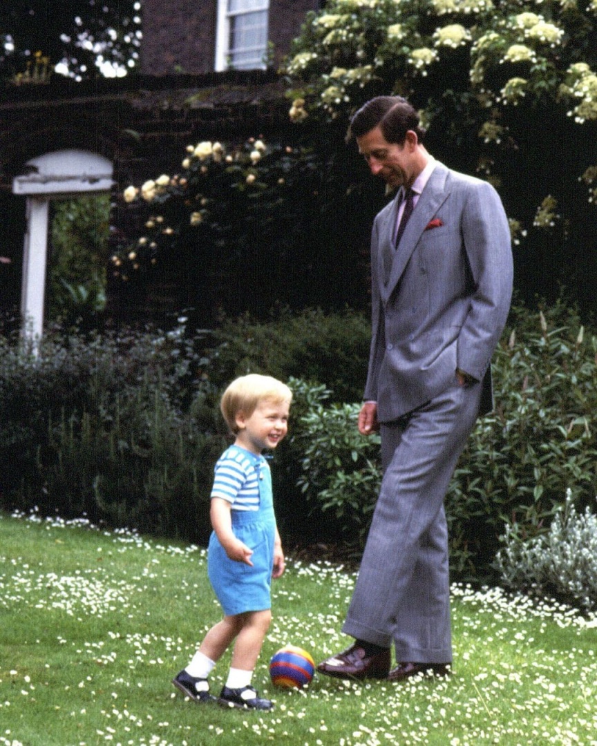 William assinala Dia do Pai com foto de infância, mas sem Harry