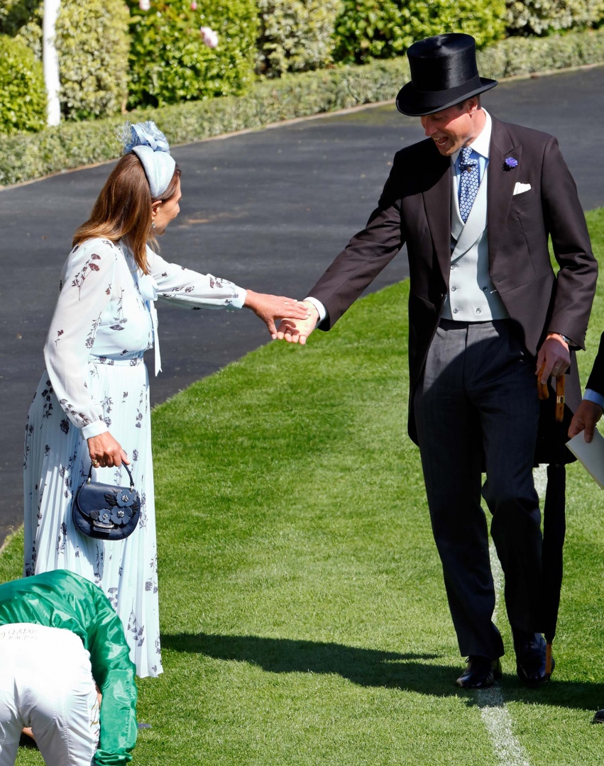 O carinhoso gesto de William com os pais de Kate nas famosas corridas de Ascot